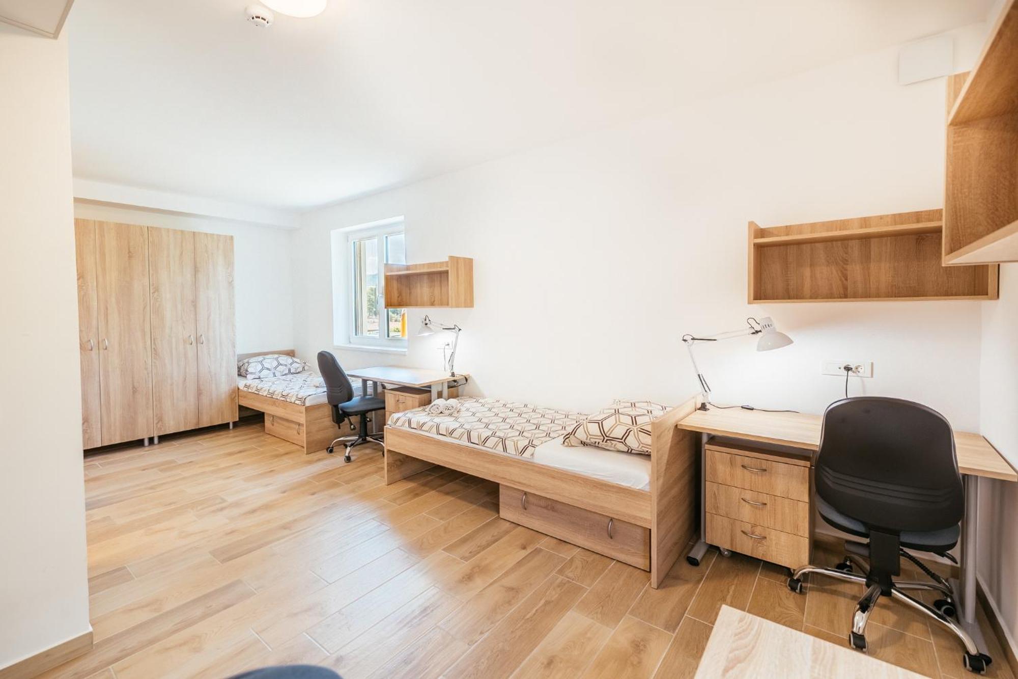 Prenocisca Prisoje Hostel Koper Ngoại thất bức ảnh