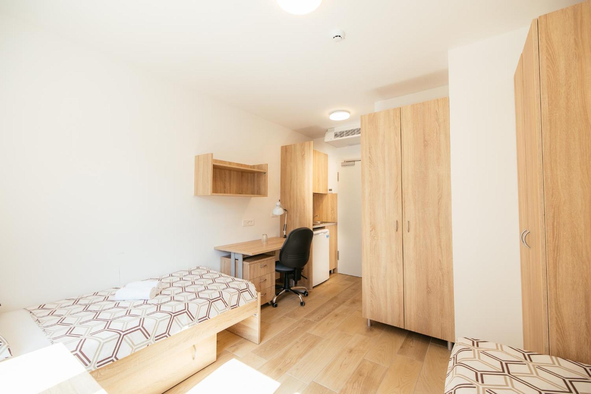 Prenocisca Prisoje Hostel Koper Ngoại thất bức ảnh