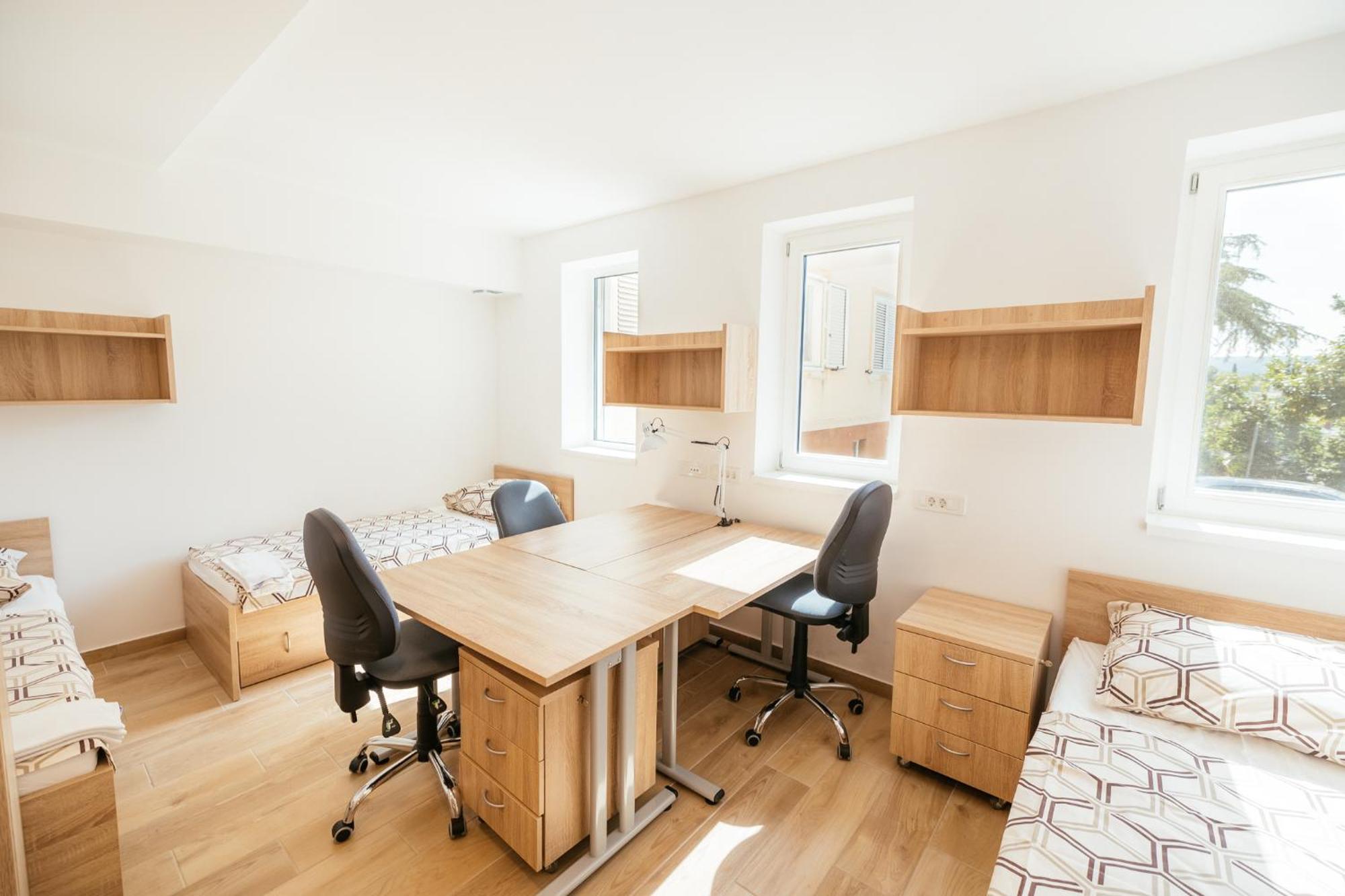 Prenocisca Prisoje Hostel Koper Ngoại thất bức ảnh