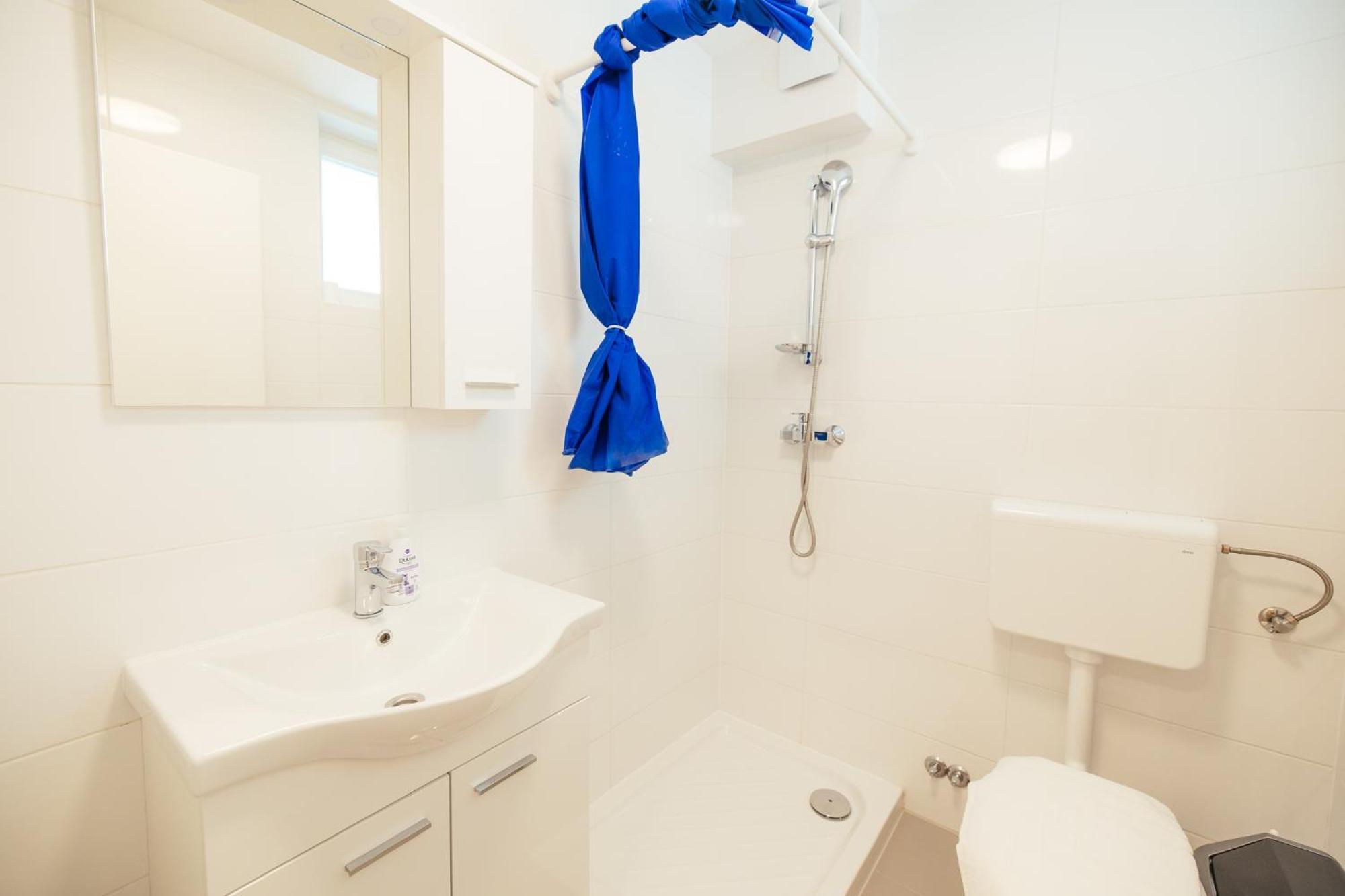 Prenocisca Prisoje Hostel Koper Ngoại thất bức ảnh