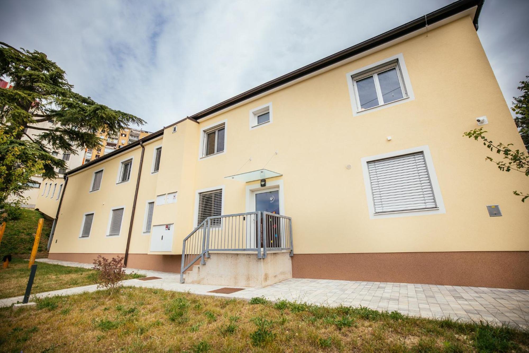 Prenocisca Prisoje Hostel Koper Ngoại thất bức ảnh